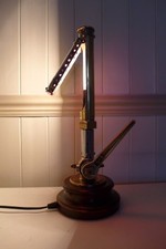 Ancienne lampe de table en