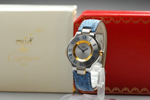 Near mint box montre - mint,