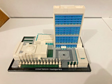 LEGO architecture lego 21018 United nations headquarters New York USA complet
