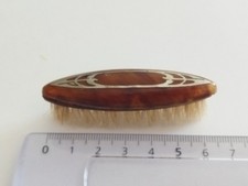 BROSSE PEIGNE A MOUSTACHE