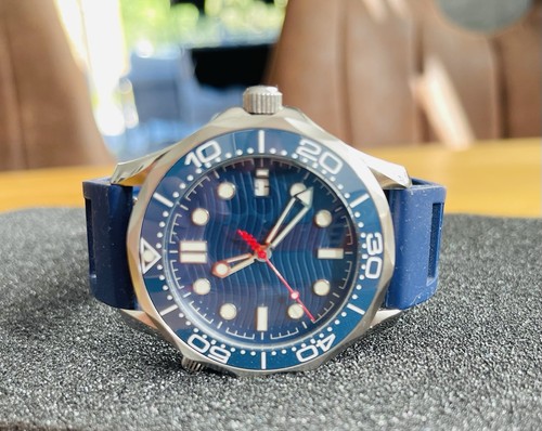 Automatic diver watch - diver, 007