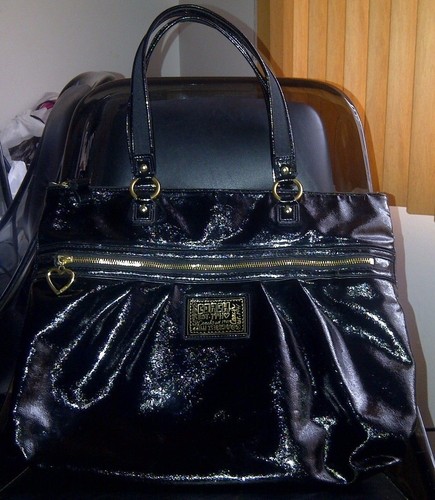Auth coach poppy daisy patent - auth,
