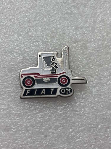 Pin chariot élévateur fiat - pin's,
