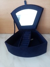 BOITE A BIJOUX BAGUIERS A