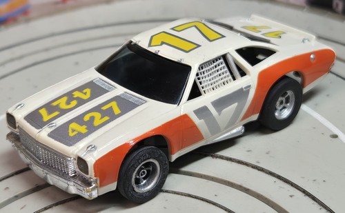 Pour slotcar course - pour,