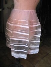 VINTAGE jupon des années 60 nylon blanc LA REDOUTE taille 46 BE d'usage
