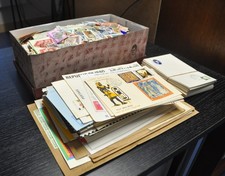 Timbres du Monde (+ de 2kg) y