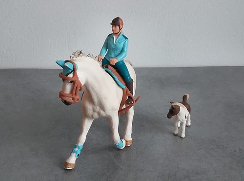 Schleich figurines cavalière