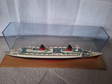 PAQUEBOT FRANCE, MAQUETTE SUR SOCLE BOIS, BOÎTE PLEXIGLAS 