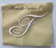 Broderie lettre brodée " F " Plumetis-Express N°5  mercerie monogramme initiale
