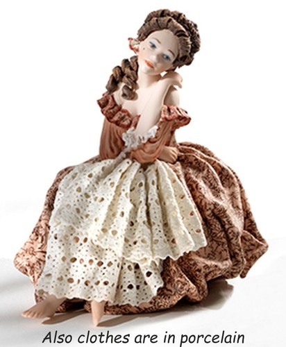 Petite statue dame vénitienne - petite,