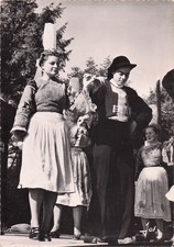 29 PONT L ABBE DANSEURS DU PAYS BIGOUDEN