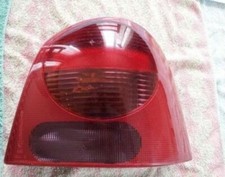 Feu arriere principal droit