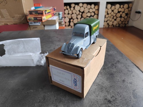 Esdo kit monte - 1/43,