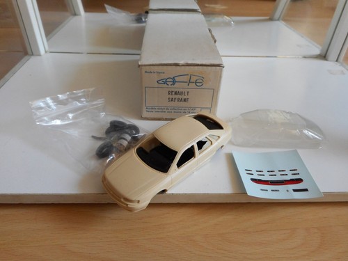 Maquette kit gaffe - gaffe, renault