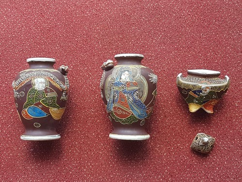 Trois poteries japonaises - trois,