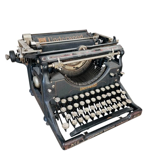Vintage 1917 underwood - vintage,