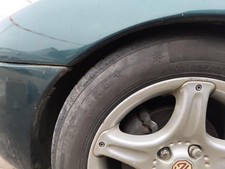 Pare boue avant gauche MG MGF