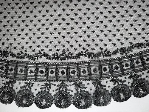Dentelle ancienne grande - dentelle,