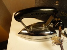 FER À REPASSER DE VOYAGE