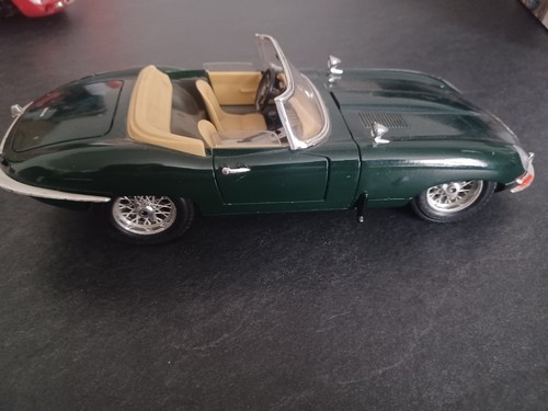 Bburago jaguar cabriolet - e,