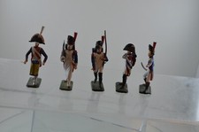 LOT DE 5 SOLDATS EN PLOMB PEINT PRINCE AUGUST LOT E