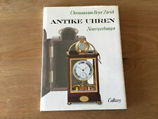 Livre ANTIQUE D'HORLOGES -