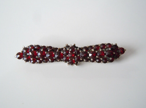 Broche grenat bohémien - en,