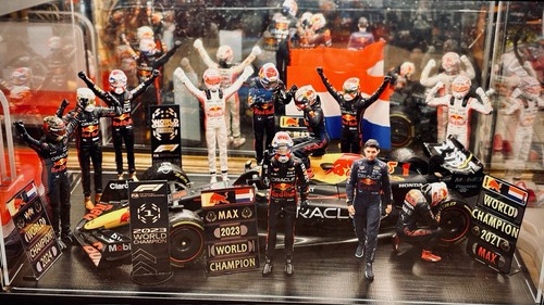 Figure max verstappen - 1/18,