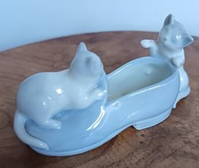 N°1: Ancienne jolie figurine porcelaine PFEFFER GOTHA  2 chatons au chausson C76