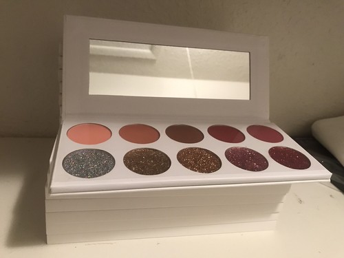 Unbranded makeup palettes