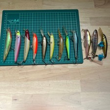 Jeu de 12 pièces Minnow Hard