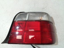 Feu arriere principal droit