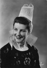 29 PAYS GLAZIK JEUNE FILLE EN