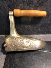 ANCIEN FER A REPASSER LAITON DIT"LINGOT DE FER"