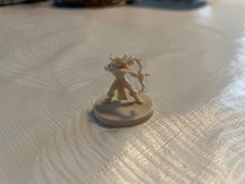 figurine descent v2 archer