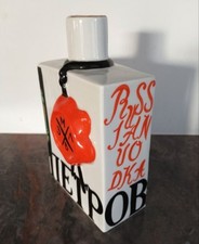 Bouteille vodka en céramique d'art