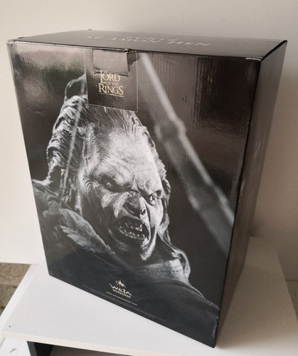 Lurtz amon hen new statue - hen,