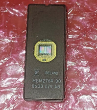 1Pcs MBM2764-30  UVPROM, 8KX8, 200ns, MOS, CDIP28 FUJITSU [Fujitsu Component Ltd
