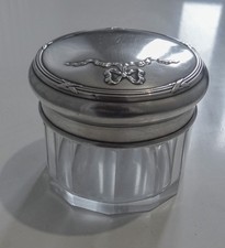 Pot en cristal taillé -