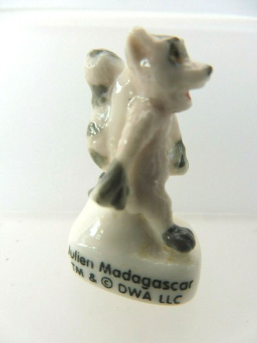Fève porcelaine julien - fève,