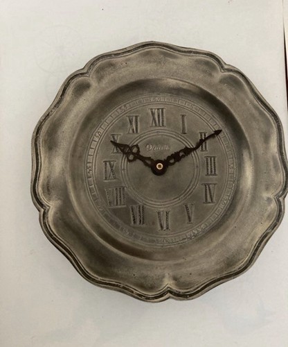 Pendule murale ronde - , en