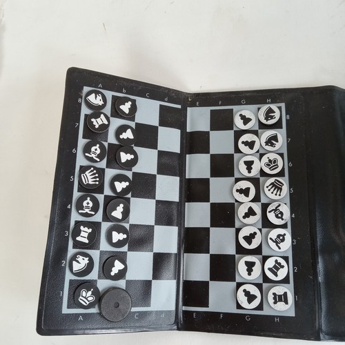 Fidelity micro chess - fidelity,