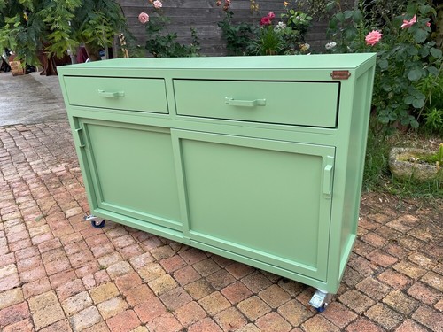 Buffet extérieur tout - , métal