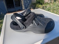 Chaussons fourrés noir 42 - neuf -
