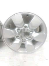 LOT JANTE ALU AV TOYOTA HILUX 4  / NE 2789