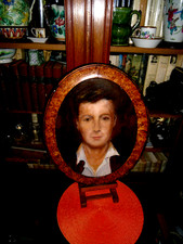 SUPERBE  TABLEAU  OVALE   "