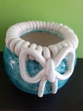 Vase Céramique Sainte Radegonde Signé  Vert Avec Nœuds Blanc  art deco