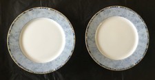 2 Assiettes en porcelaine