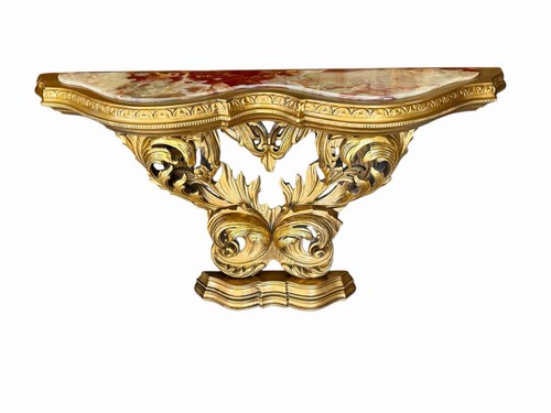 Console baroque dorée avec